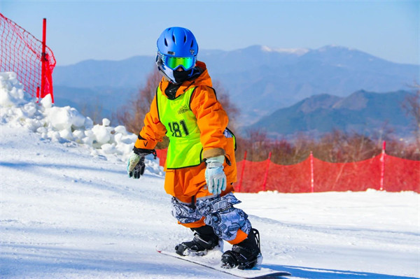 2024西安+宝鸡5天4晚西安研学、太白鳌山滑雪冬令营（陕西）