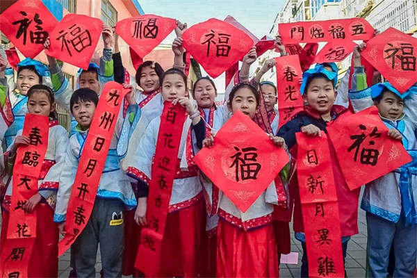 2024湖州市3天2晚年俗滑雪冬令营（浙江）