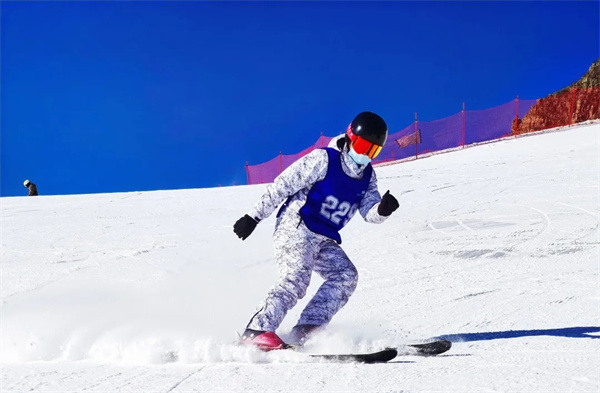 2026北京6天5晚崇礼太舞滑雪进阶营-1V3（北京）