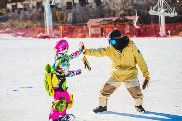 2024松花湖6天（亲子）滑雪冬令营-标准营（吉林）